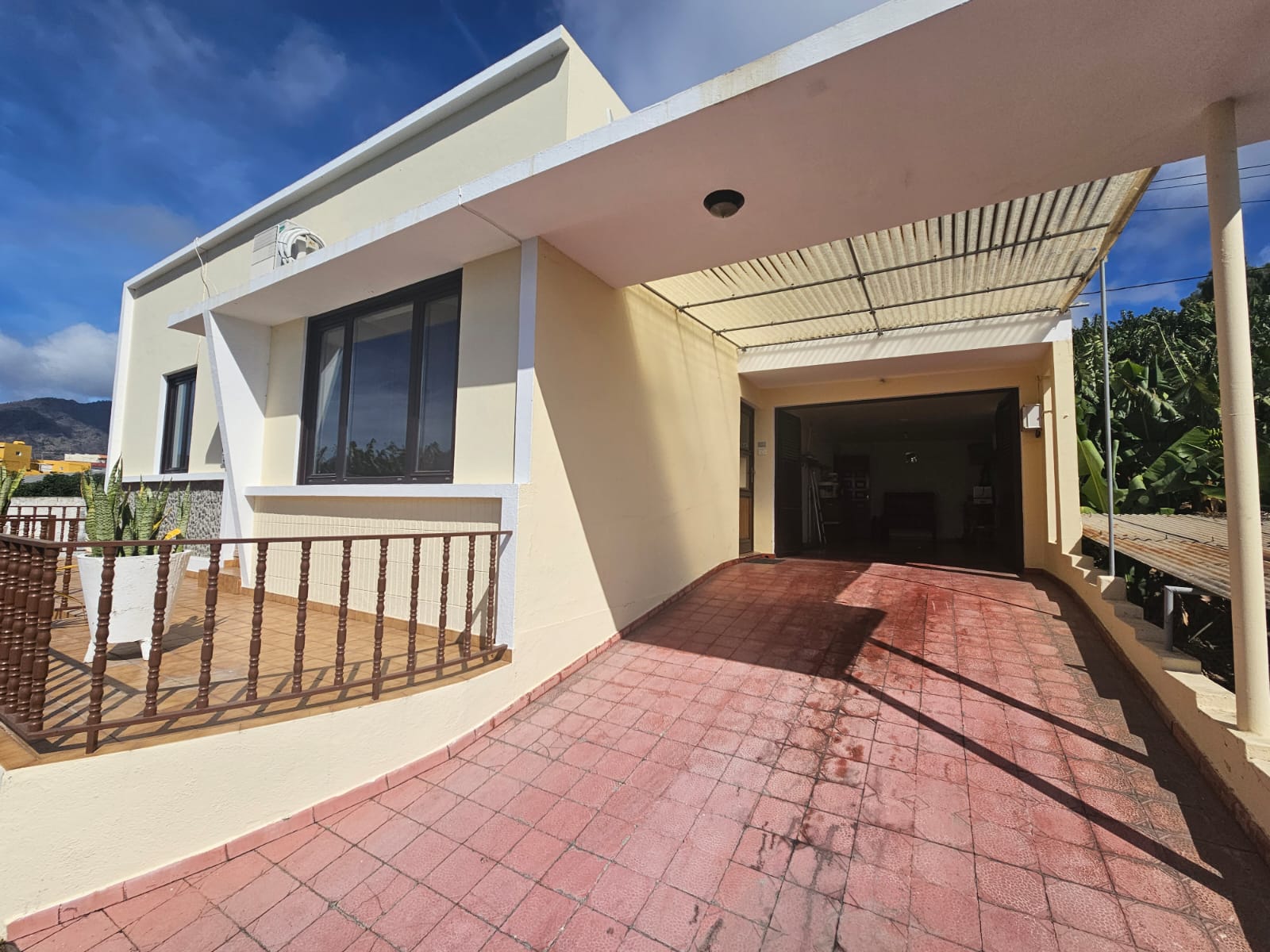 Amplia casa familiar en Los Llanos